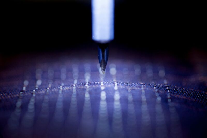 Das CSEM Centre Suisse d'Electronique et de Microtechnique SA ist eine schweizerische Forschungs- und Entwicklungsfirma mit Schwerpunkt in der Mikrotechnologie. Industriepartner profitieren von individuell zugeschnittenen Innovationen.  (CSEM)