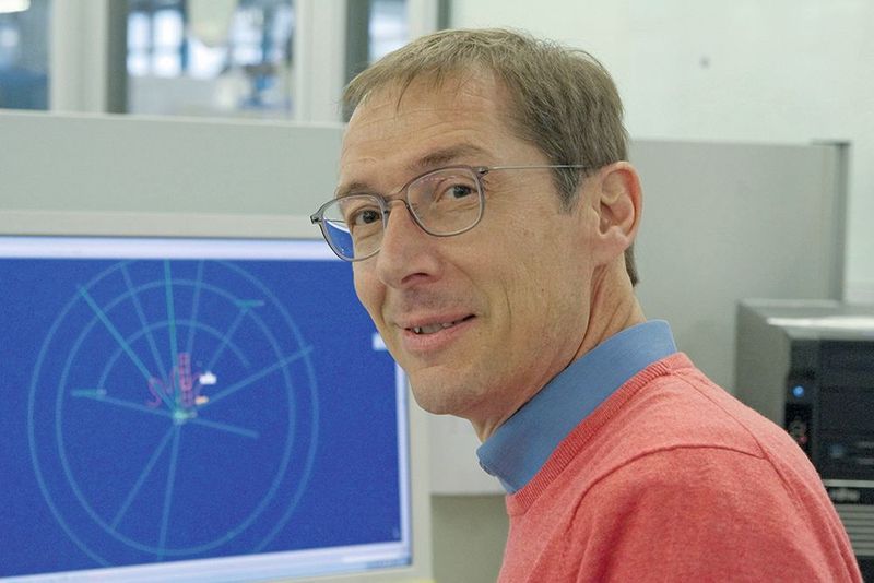 «Wir sehen uns künftig sehr viel stärker als Lösungsanbieter und Dienstleister, der das Gesamtpaket aus Prozessanalyse, Fertigungskonzept, Werkzeugen sowie kaufmännischer Kalkulation und Abwicklung liefert.» (SMM, Konrad Mücke)