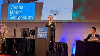 Welchen Antrieben gehört die Zukunft? Diese Frage wurde auf dem 46. Wiener Motorensymposium kontrovers diskutiert.  (Bild: Stefanie Eckardt)