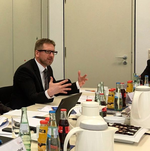 Dr. Sven Haverkamp, Senior Manager bei Maex partners management excellence: „Nur zehn Prozent der Befragten sehen den Anlagenbau gut vorbereitet auf das Thema Industrie 4.0. Das sind deutlich weniger als die Anlagenausrüster oder -betreiber.