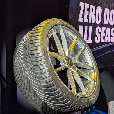 Der neue Vector All Season 4 soll der „Reifen ohne Nachteile“ sein und steht für Goodyears Selbstbewusstsein in Sachen Ganzjahresreifen. (Bild: Rosenow – VCG)