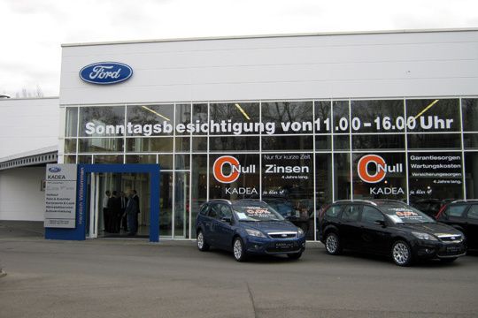 Neu am Netz: Am 26. November 2009 eröffnete die AVAG-Tochter Kadea in Berlin zwei neue Exklusivbetriebe der Marke Ford. Standorte sind die Stadtbezirke Neukölln (Hauptbetrieb) und Lichterfelde (Filiale). (Archiv: Vogel Business Media)