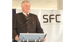 „Innovative und dynamische Mittelständler wie die SFC sind die Garanten bayerischer Wirtschaftskraft. Der Neubau des Firmensitzes in Brunnthal ist ein starkes Signal für den Wirtschaftsstandort gerade in der jetzigen schwierigen wirtschaftlichen Gesamtsituation,“ Horst Seehofer (Archiv: Vogel Business Media)