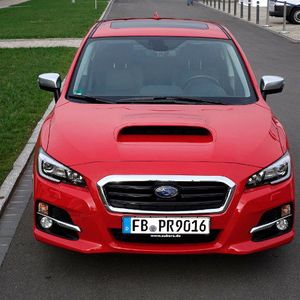 Der neue Modellname ergibt sich aus der Kombination LEgacy und ORGinal und soll auf dem Weltmarkt für neuen Schwung in der Mittelklasse sorgen.