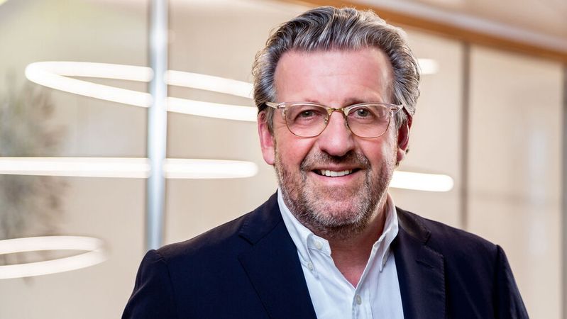 Gesamtmetall-Präsident Stefan Wolf fordert eine Öffnung des Tarifvertrags bei schlechter Ertragslage.