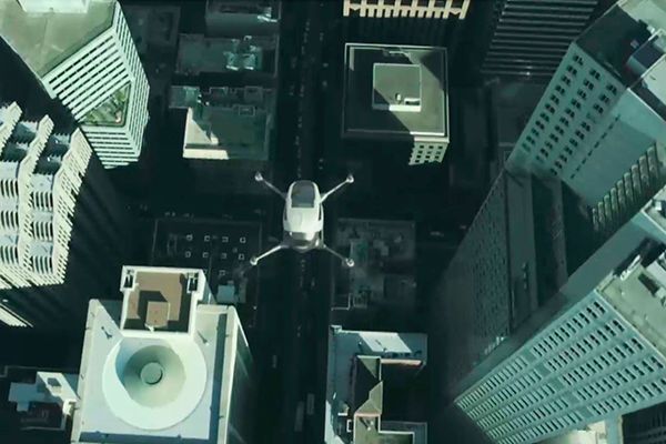 Der elektrisch angetriebene Quadcopter Ehang 184 kann Personen bis zu einem Gewicht von 110 kg bis zu 23 Minuten transportieren.  (Ehang)
