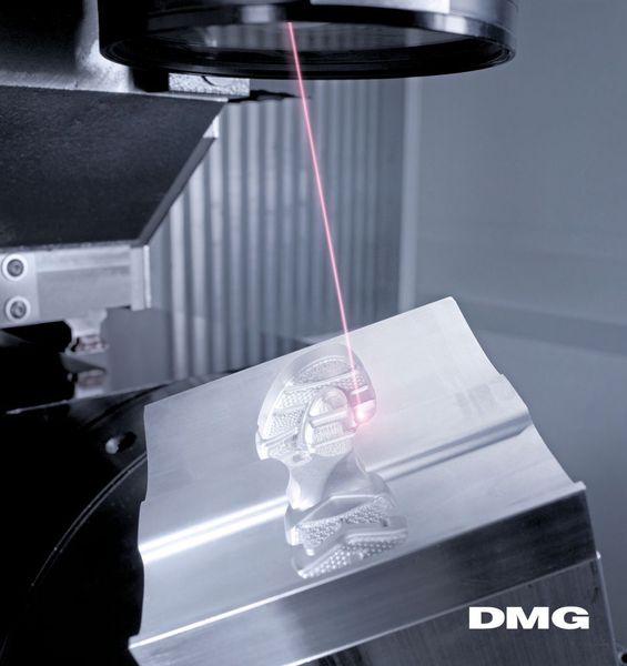 Die für das Lasern notwendigen Strukturdaten werden auf Basis von Graustufenbitmaps erstellt und mit einer 3D-Animations-Software in die digitalen 3D-Formen eingefügt.  (Bild: DMG)