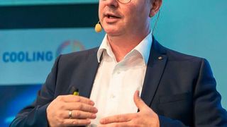 Simulationsexperte Tobias Best, Alpha Numerics: Die Cooling Days 2019 boten intensiven Austausch in Sachen Elektronikkühlung und Wärmemanagement. (Stefan Bausenwein)