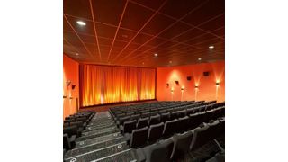 Tension in the air: when they are nervous, cinema-goers release more isoprene, which is a measurable indication of how stressful a film is. (Jonathan Williams, MPI for Chemistry)