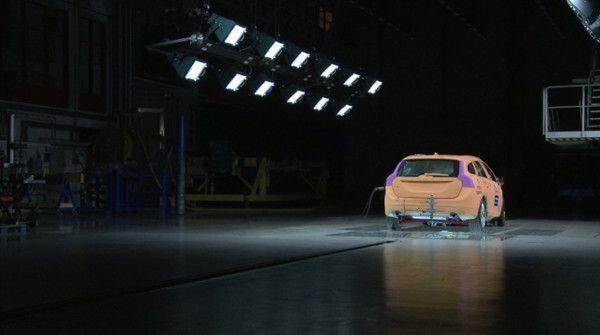 Den Euro-NCAP-Crashtest bestand der Volvo V60 Plug-in-Hybrid als beste Fahrzeug mit Elektromotor (Bild: Volvo)