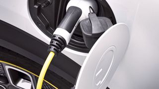 Der erste rein elektrische Mini soll ab November vom Band laufen. (Mini)