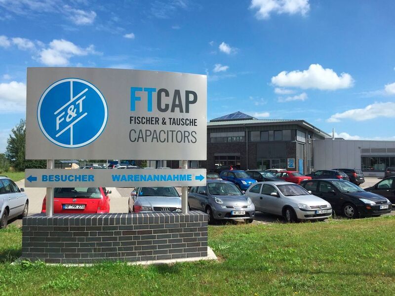 Das Familienunternehmen FTCAP entwickelt und produziert mit rund 150 Mitarbeitern in Husum Film- und Aluminium-Elektrolyt-Kondensatoren. (FTCAP)