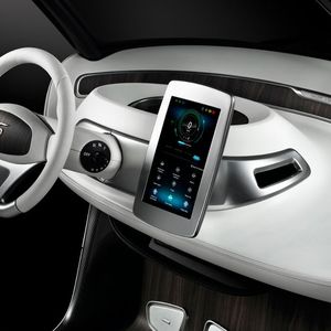 (Mercedes-Benz)