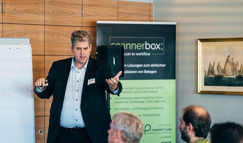 Marc Schumacher präsentiert die technische dbc Strategie. (dbc)