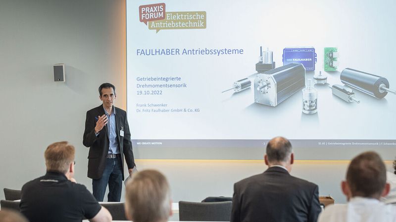 Das Praxisforum Elektrische Antriebstechnik (hier ein Bild von 2022) bietet viel wertvolles Fachwissen und die Gelegenheit, sich mit Antriebstechnik-Experten auszutauschen. Das Praxisforum Elektrische Antriebstechnik (hier ein Bild von 2022) bietet viel wertvolles Fachwissen und die Gelegenheit, sich mit Antriebstechnik-Experten auszutauschen.