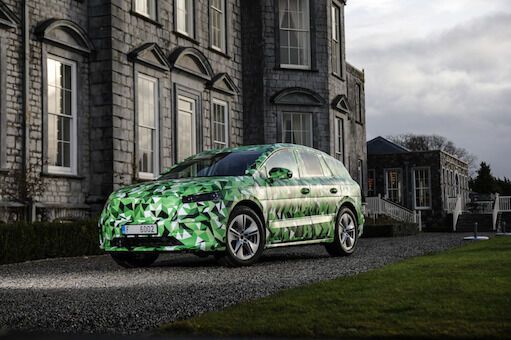 Der Skoda Enyaq soll noch in diesem Jahr auf den Markt kommen und bei rund 35.000 Euro starten. (Skoda)