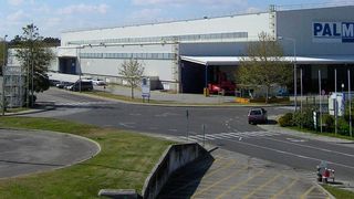 Die Hallen von Palmetal in Palmela umfassen etwa 30.000 m² Lagerfläche. (Thyssenkrupp)