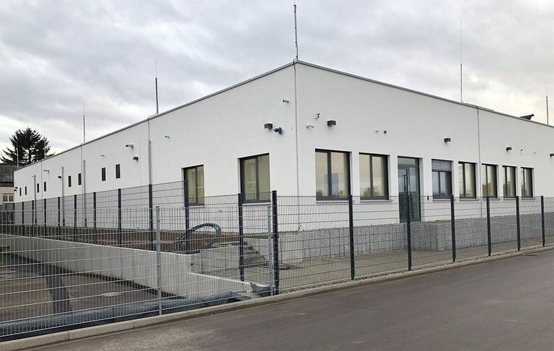 Gut zu erkennen: Der erhöhte Zutritt zum Rechenzentrum.  (Leitwerk AG)