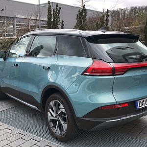 Das Modell ist „massenkompatibel“ und fällt nicht durch ein besonders außergewöhnliches Design auf.(Bild:  Grimm/»kfz-betrieb«)