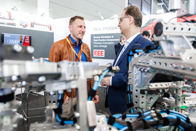 Die all about automation in Friedrichshafen wächst: Sowohl bei der Besucherzahl als auch bei der Anzahl der Aussteller hat die Automationsplattform am Bodensee um mehr als 20 Prozent zugelegt. (Bild: Easyfairs)