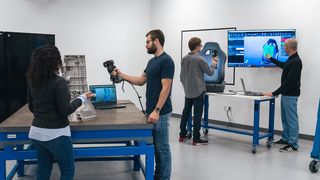 3d-scaning-students-in-lab-1 (AMETEK GmbH Division Creaform Deutschland)