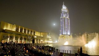 Die Dubai Fountain befindet sich in Downtown Burj Dubai. Bild: CompAir (Archiv: Vogel Business Media)