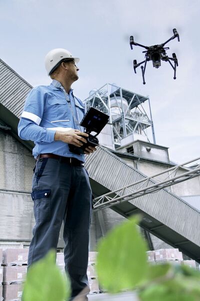 Drones are increasingly being used by chemical/chemical processing companies for outdoor monitoring of assets, gas leaks or emissions as it has the ability to reach elevated platforms. (Source: Thyssenkrupp Industrial Solutions)