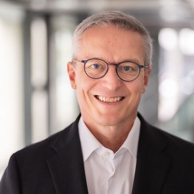 Dr. Karsten Wildberger, Bundesminister für Digitales und Staatsmodernisierung: „Ich wünsche mir, dass wir die Begeisterung für Neues und für Technologie, die Deutschland immer ausgemacht haben, wieder entdecken und wieder freilegen.“ (Bild: © Woithe)