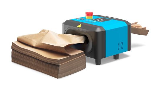 Für enge Platzverhältnisse: die kompakte Hohlraumfüllmaschine Fillpak Mini von Raja.(Bild:  Rajapack)