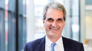 Laut dem Aufsichtsratsvorsitzenden Klaus Winkler (hier im Bild) sind es Konstantin Eberts internationale Erfahrung und Branchenkenntnisse, die ihn als Nachfolger von CEO Dr. Thomas Olemotz qualifzieren. (Bild: Bechtle)