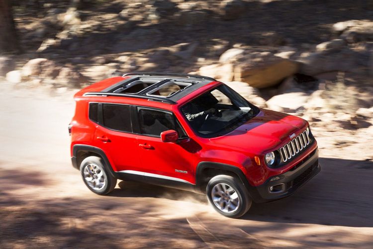 Die Plattform des kompakten Jeeps nimmt Anleihen beim Fiat 500 L, allerdings wurde die Hinterachse für den sich automatisch zuschaltenden Allradantrieb neu entwickelt. (Foto: Jeep)