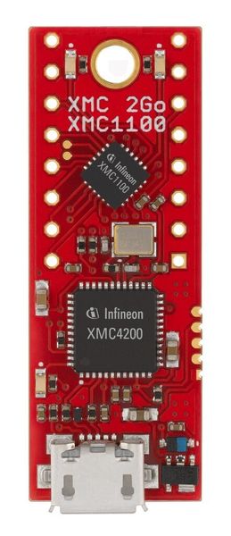 Das XMC 2GO integriert neben einem XMC1100-Mikrocontroller noch einen XMC4200 Debug IC, einen Spannungsregler, drei LEDs sowie eine Micro-USB-Schnittstelle. (Infineon)