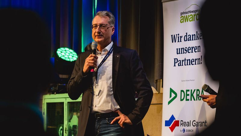 Joachim Heim von Dekra Automotive Solutions ist ebenfalls Mitglied der Jury und fand lobende Worte für die Betriebe, die in die Endauswahl kamen. (Bild: stefan bausewein)