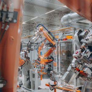 Roboter im Einsatz bei Meleghy Automotive 