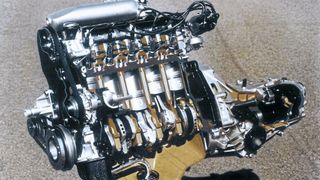 Vor 45 Jahren hat Audi den ersten Fünfzylinder-Ottomotor im Audi 100 der zweiten Generation präsentiert. Es folgten Ausbaustufen und Neuentwicklungen mit Turboaufladung, Abgasreinigung und Vierventiltechnik, Rallye-Motoren sowie Fünfzylinder-Diesel. (Bild: Audi)