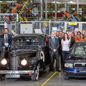 Die ersten zwei Superb-Generationen.(Bild:  Skoda)