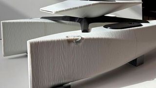 Royal3D hat eine neue Generation von Wasserdrohnen entwickelt, die in der Lage ist, mithilfe von KI 6 Stunden lang autonom zu navigieren. (Bild: Royal3D )