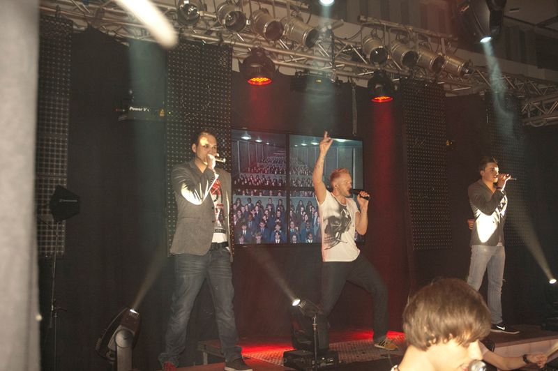 Die Band „Barbed Wire“ heizte auf der After-Show-Party kräftig ein. (Bild: Brodos)