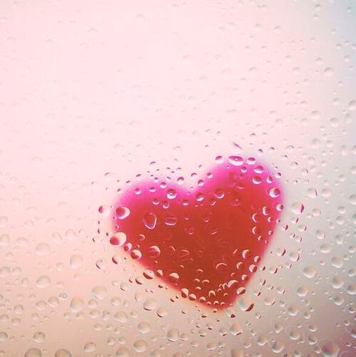 Scientists found links between weight gain in young and middle-aged adults and enlarged hearts that pump blood less well. (Source:  Pixabay)