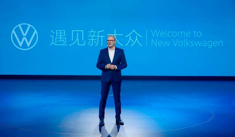 Stephan Wöllensteins Zeit als CEO von VW China endet bald. Ab 1. August bekommt die Gesellschaft eine neue Struktur. Stephan Wöllensteins Zeit als CEO von VW China endet bald. Ab 1. August bekommt die Gesellschaft eine neue Struktur.