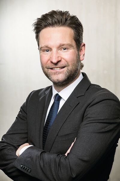 Pascal Forrer, Global Sales and Marketing Director 
Rego-Fix AG, Tenniken: 
«Rego-­Fix steht zum Entwicklungs- und Pro­duk­tions­standort Schweiz, Rego-­Fix ist Schweiz.» (Rego-Fix AG)