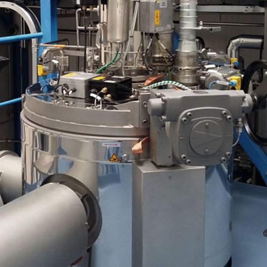 Vertikaler Schnellmischer der Baureihe Flexline(Bild:  MTI Mischtechnik)