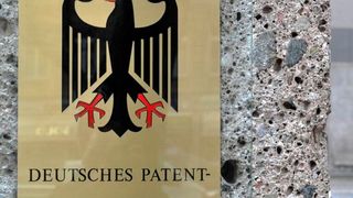 Unter Kontrolle! Wer eine neue Marke beim Deutschen Patent- und Markenamt (DPMA) eintragen lassen will, kann sich viele Vorteile holen. Doch man sollte nicht zu voreilig sein, mahnen Experten ... (Bild: DPMA)