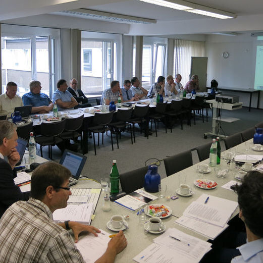 Arbeitsgruppe „Schweißen im Anlagen-, Behälter- und ...