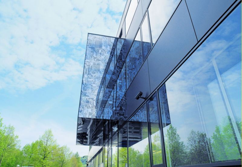 Unternehmensbild_klein.jpg ()