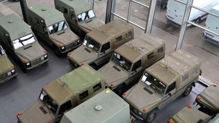 Bei Lorinser gibt es aktuell jede Menge G-Modelle aus Schweizer Armeebeständen. (Lorinser)