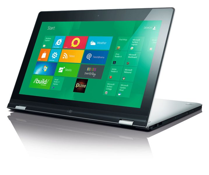  Ein schöner Rücken: IdeaPad Yoga in Stand-Position. Lenovo hat mit seinen Yoga-Modellen den Nerv der Zeit getroffen und in einem schwächelnden PC-Marktumfeld kräftig gepunktet. 2014 gibt es viel Nachwuchs bei den Multimode-Modellen. (Lenovo)