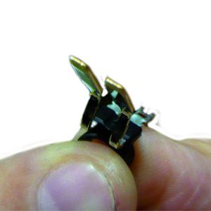 Beispiel eines Folgeverbundspritzteils: Solche Teile sind eine Spezialität von Kummer. Hergestellt werden sie innerhalb des so genannten K‘Tec-Systems, das von Kummer als modulare Technik entwickelt wurde.