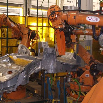 Zwei Roboter führen den Inspektionsprozess durch. (Bild: Vista)