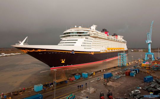 Milliarden winken! Der Vorabprozess für ein Projekt, bei dem es um den Bau gleich mehrer Kreuzfahrtschiffe (Symbolbild) geht, die von der Meyer Werft und MSC gefertigt werden sollen, ist weit fortgeschritten ...(Bild:  Meyer Werft)